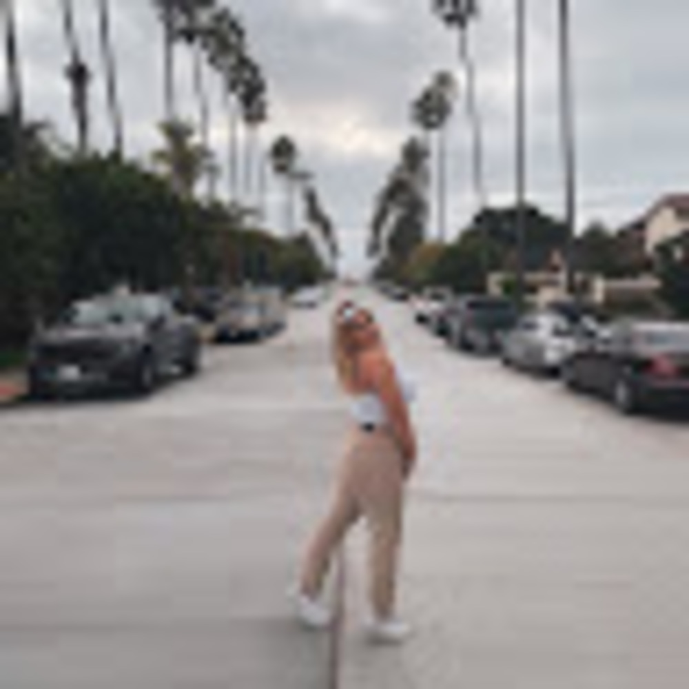 Meet your Posher, Mika